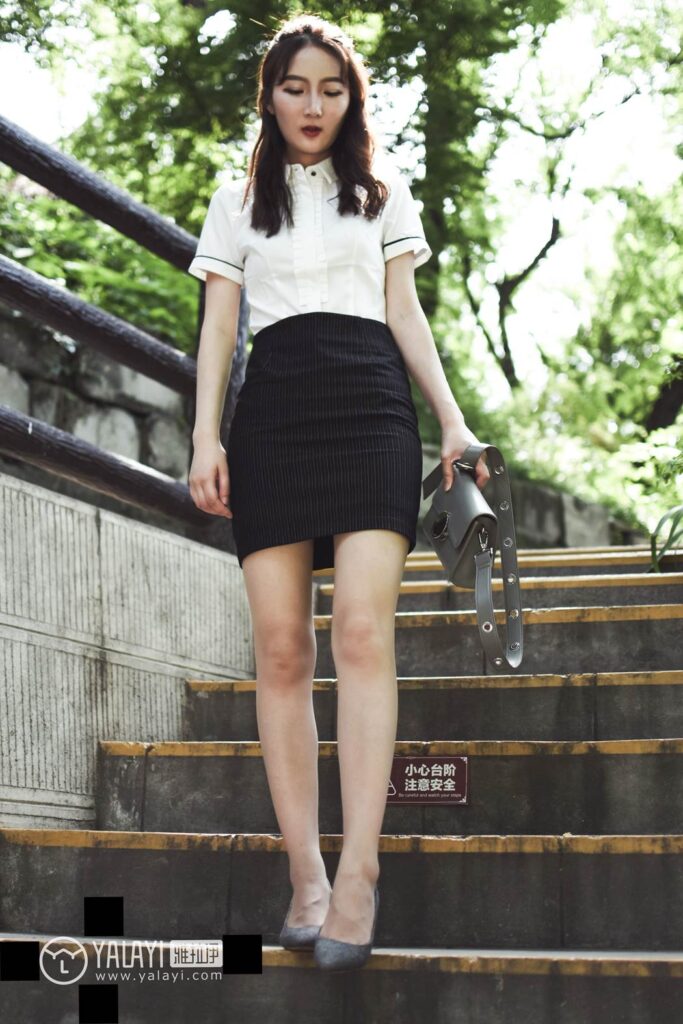 [YALAYI雅拉伊] 2018.06.04 No.005 民国女孩肖肖 叶肖肖 [52P/308MB]插图3