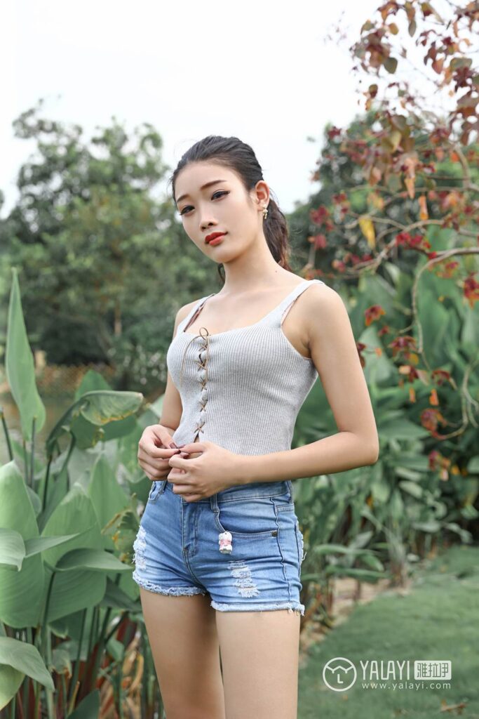 [YALAYI雅拉伊] 2018.11.25 No.026 花儿少女 兔洱 [40P/488MB]插图2