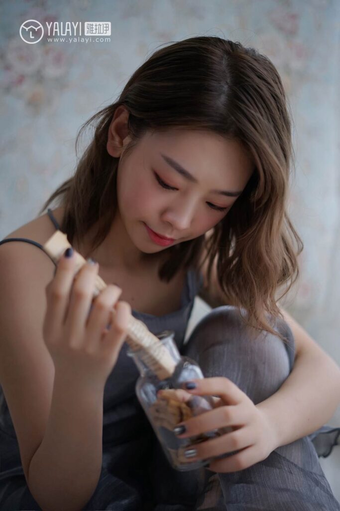 [YALAYI雅拉伊] 2019.03.13 No.057 信 严冰冰 [50P/414MB]插图2