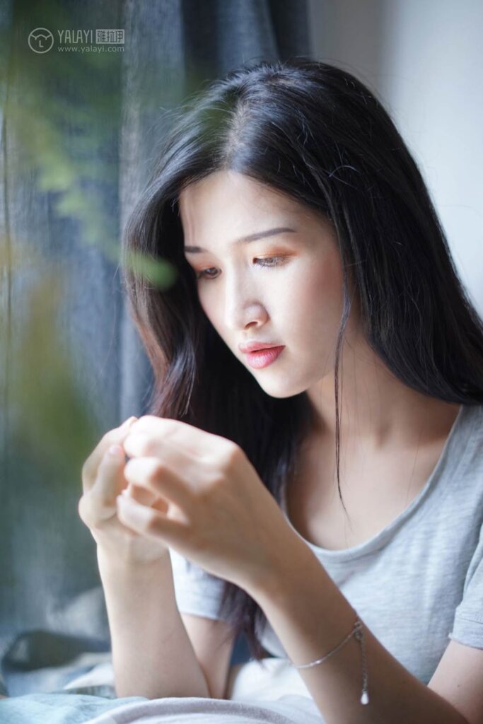 [YALAYI雅拉伊] 2019.03.25 No.096 灰色渐白 塔塔 [42P/334MB]插图2