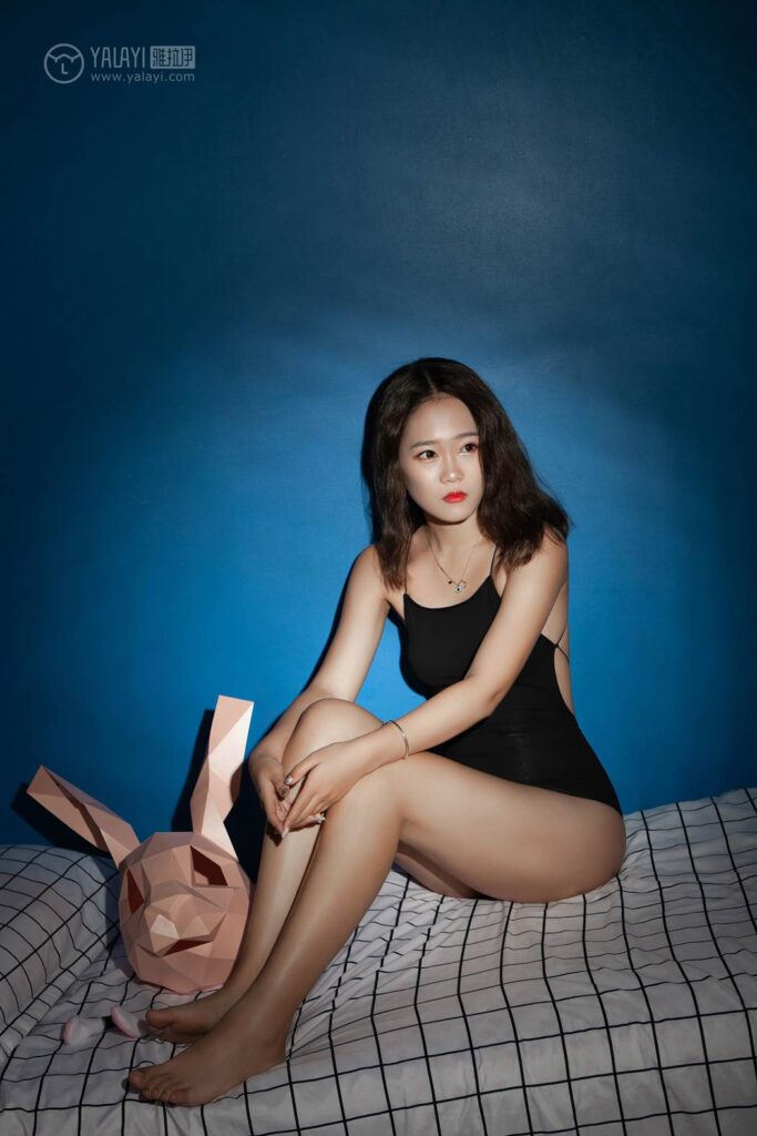 [YALAYI雅拉伊] 2019.02.24 No.100 暗房 李晗 [41P/312MB]插图2