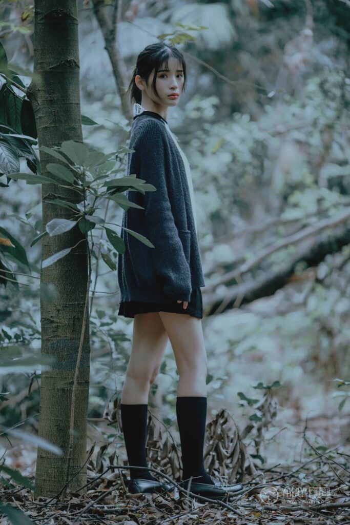 [YALAYI雅拉伊] 2019.02.12 No.183 深山漫步少女 阿惜 [49P/535MB]插图2