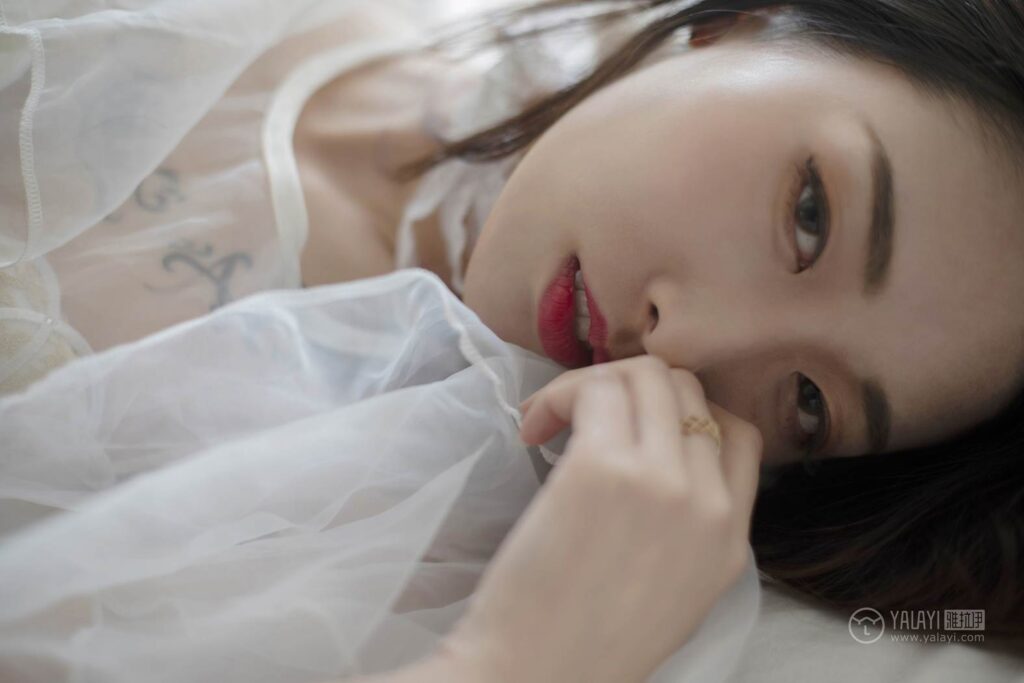 [YALAYI雅拉伊] 2019.02.17 No.188 蕾丝浅笑 佳佳 [46P/382MB]插图3