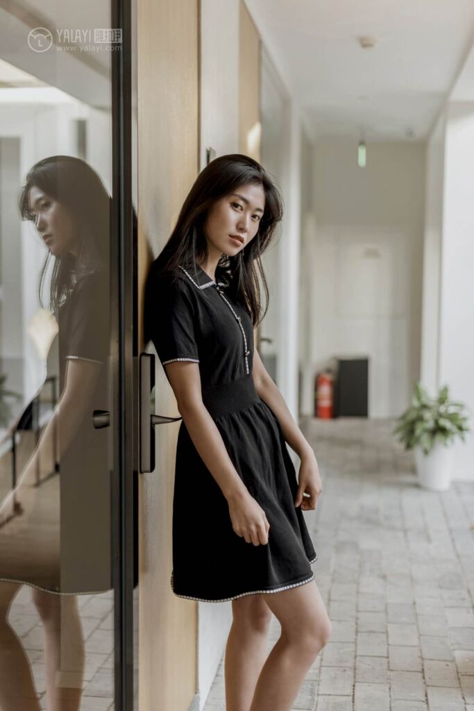 [YALAYI雅拉伊] 2019.04.23 No.255 款款情深 乔妹儿 [44P/443MB]插图2