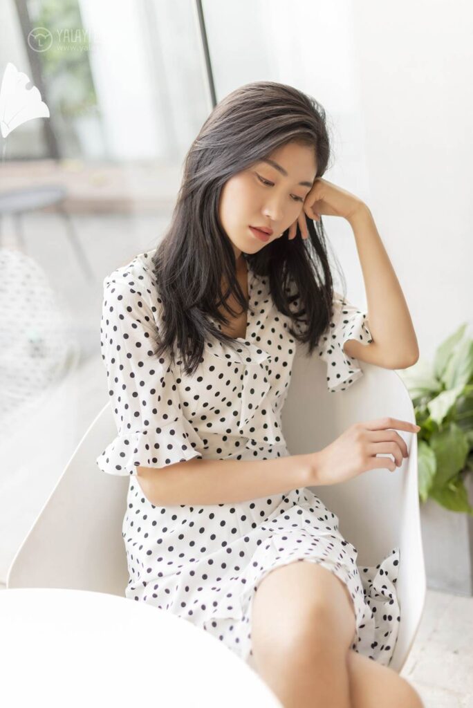 [YALAYI雅拉伊] 2019.05.01 No.264 波点女孩儿 乔妹儿 [44P/482MB]插图2