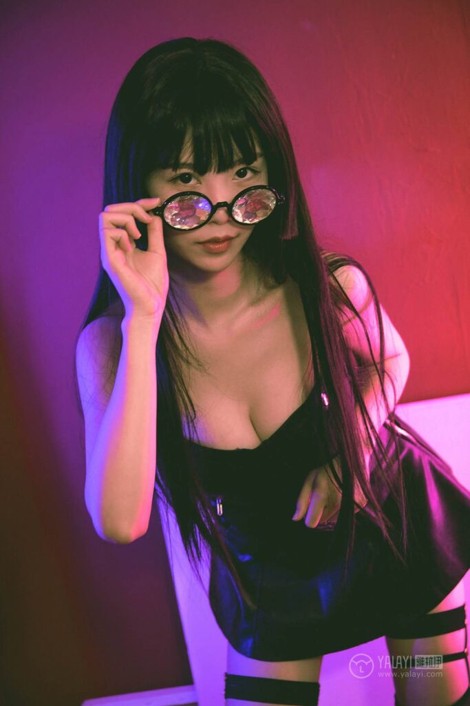 [YALAYI雅拉伊] 2019.05.12 No.275 霓虹 抖抖儿 [41P/602MB]插图3