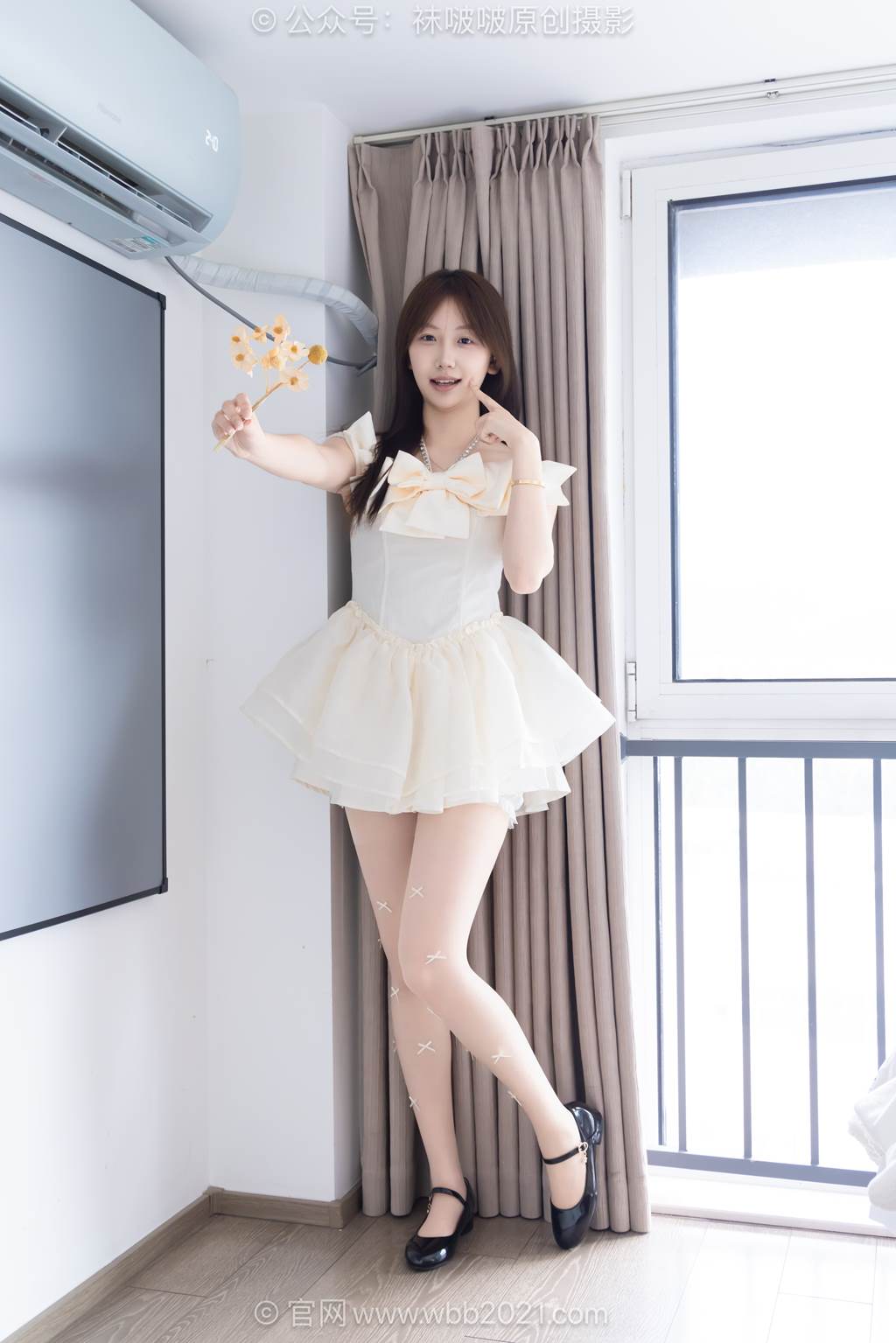 [BoBoSocks袜啵啵]NO.597 香菜-高跟鞋、低跟鞋、薄白丝、薄肉丝、裸足[160P/1V/6.50GB]插图3