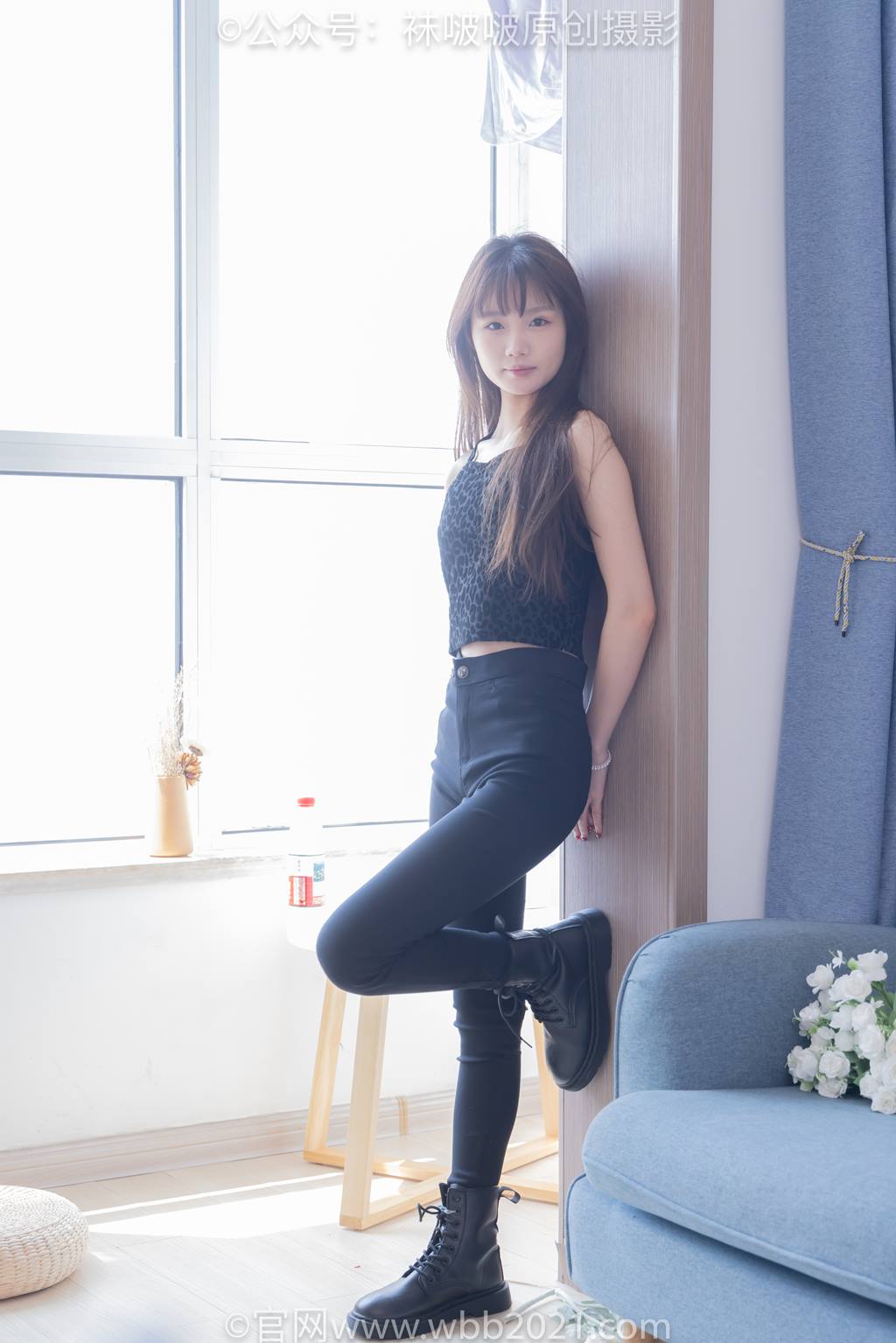 [BoBoSocks袜啵啵]NO.598 甜甜圈-马丁靴、薄肉丝、裸足[148P/1V/6.20GB]插图1