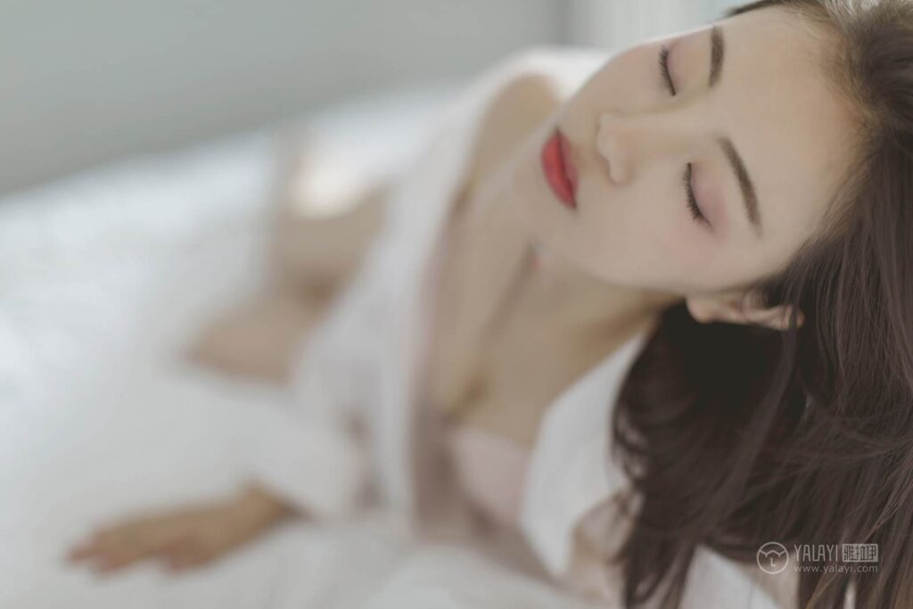 [YALAYI雅拉伊] 2019.06.22 No.316 高若童《叫她起床》[48+2P/343MB]插图3