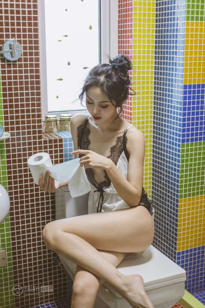 [YALAYI雅拉伊] 2019.06.24 No.317 凉儿《魔镜魔镜告诉我》[39+2P/583MB]插图2