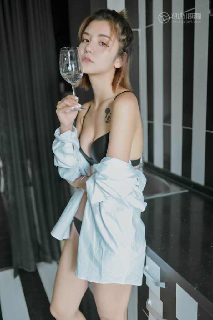 [YALAYI雅拉伊] 2019.07.27 No.351 黑夜女神 mote 米奇 [42P/395MB]插图2