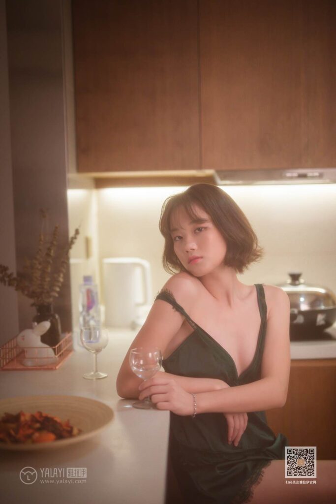 [YALAYI雅拉伊] 2019.09.26 Vol.412 特技小厨娘 良子 [48+1P/1.18G]插图3