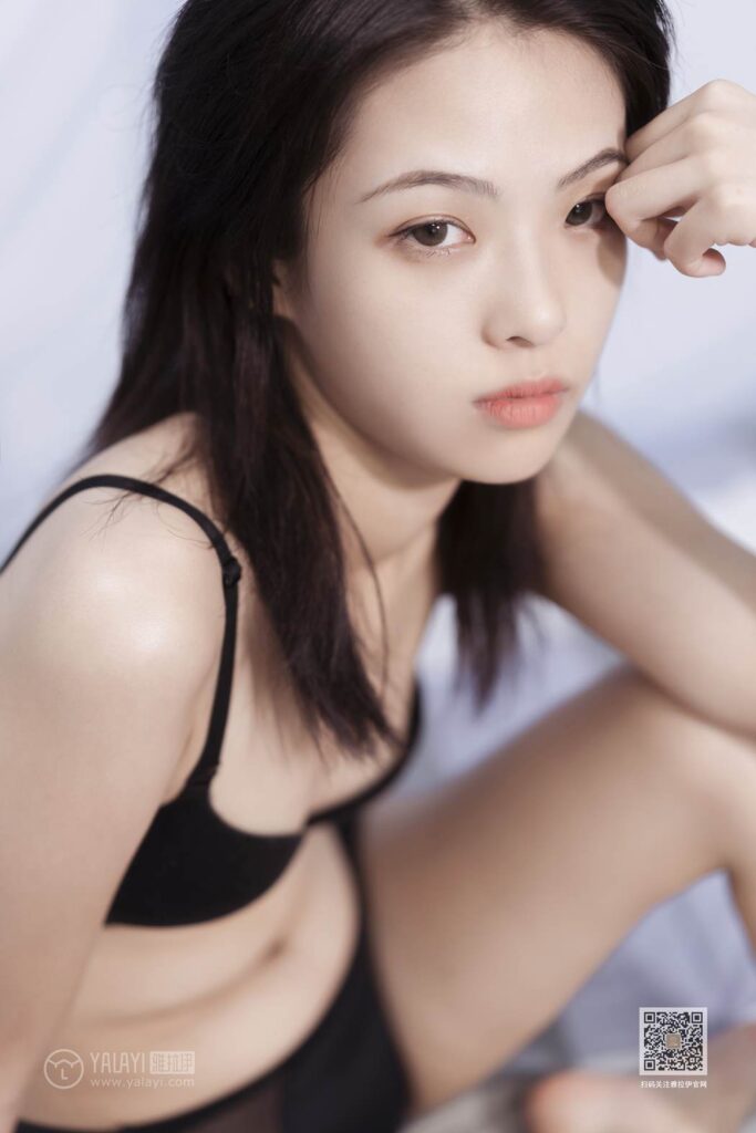 [YALAYI雅拉伊] 2019.09.27 Vol.413 共处的时光 含嫣 [49+1P/369MB]插图2