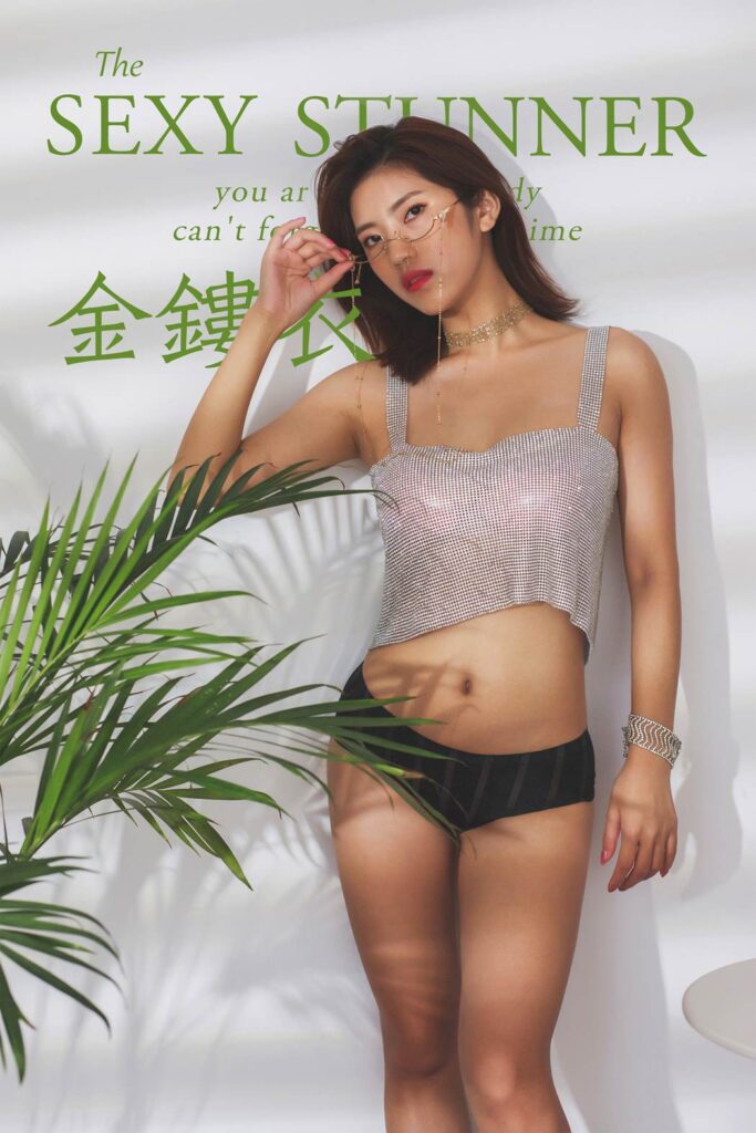 [YALAYI雅拉伊] 2019.10.04 No.420 金缕衣 模特 小小 [47P/732MB]-无料摄影圈