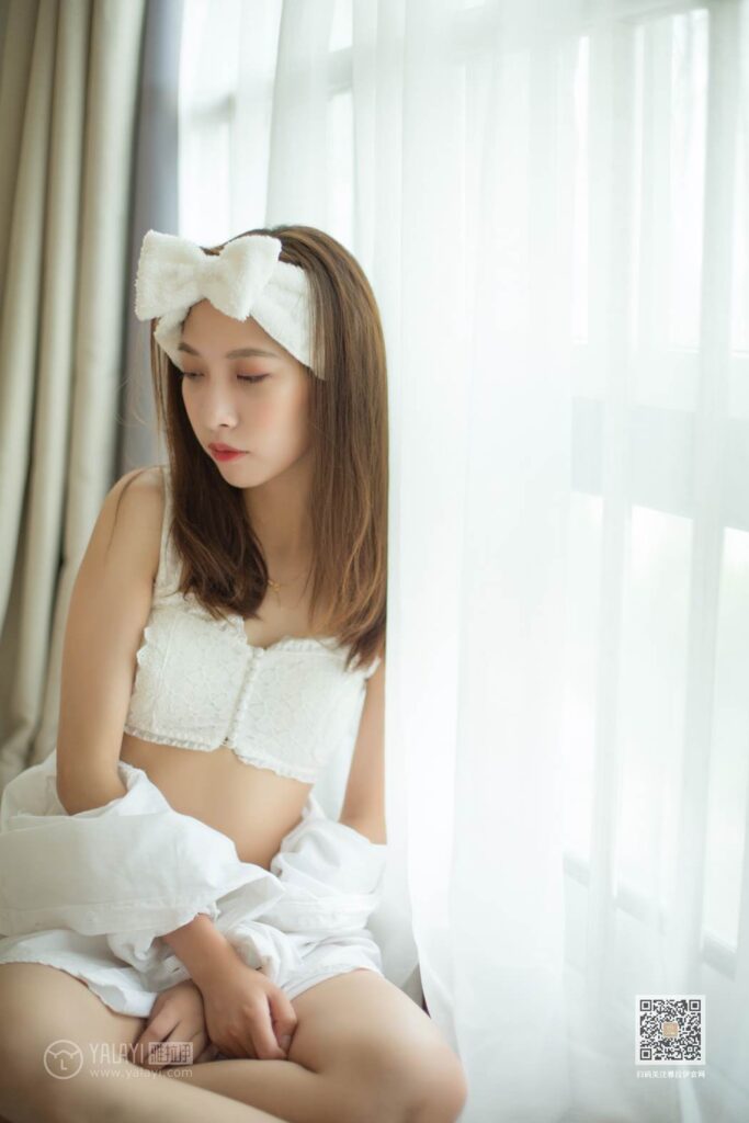 [YALAYI雅拉伊] 2019.10.05 No.421 素颜美美哒 蓝心 [51P/500MB]插图2