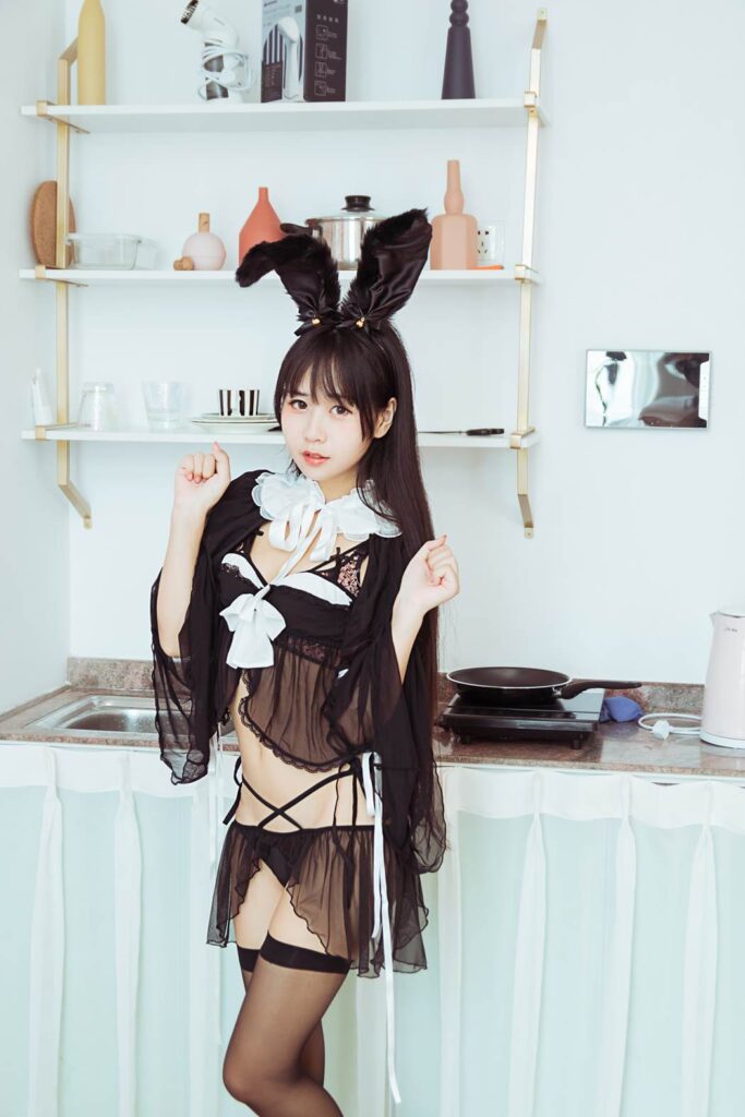 [YALAYI雅拉伊] 2020.04.26 Vol.616 今晚穿了女仆装 甜酱吖 [51P/429MB]插图2