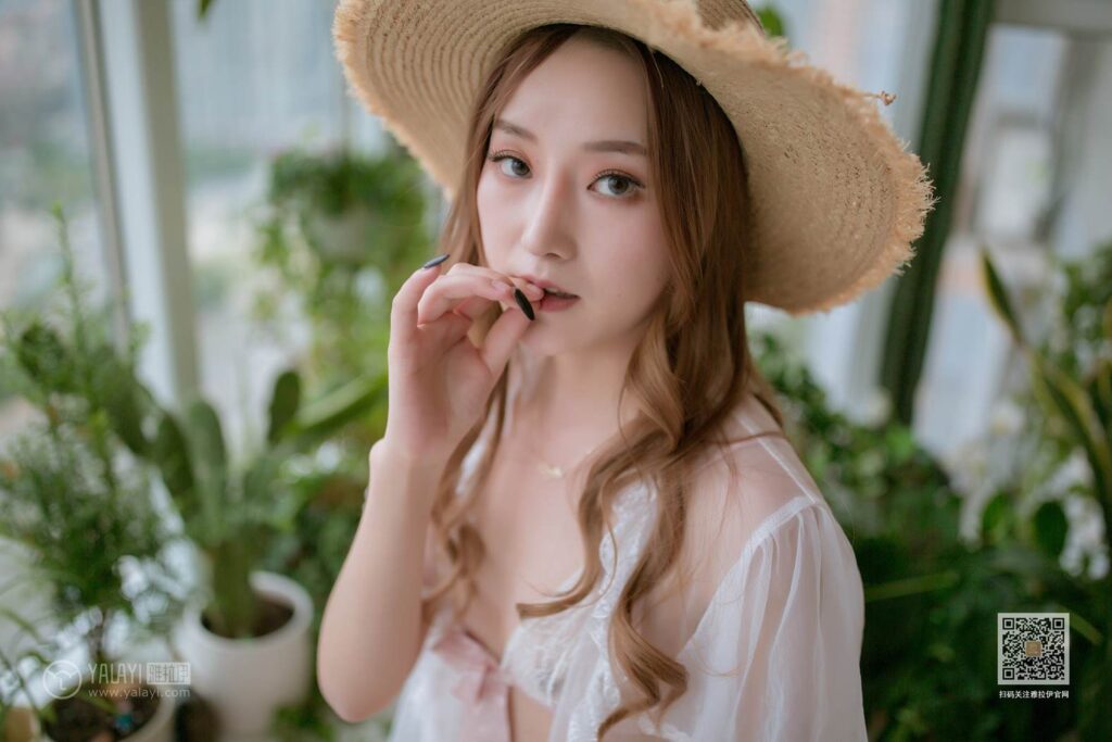 [YALAYI雅拉伊] 2020.06.02 No.651 从花园到闺房 上官莹莹 [63P/407MB]插图3