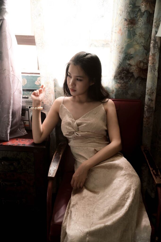 [YALAYI雅拉伊] 2020.07.29 NO.678 方岚《绿窗》[46+1P/470MB]插图2