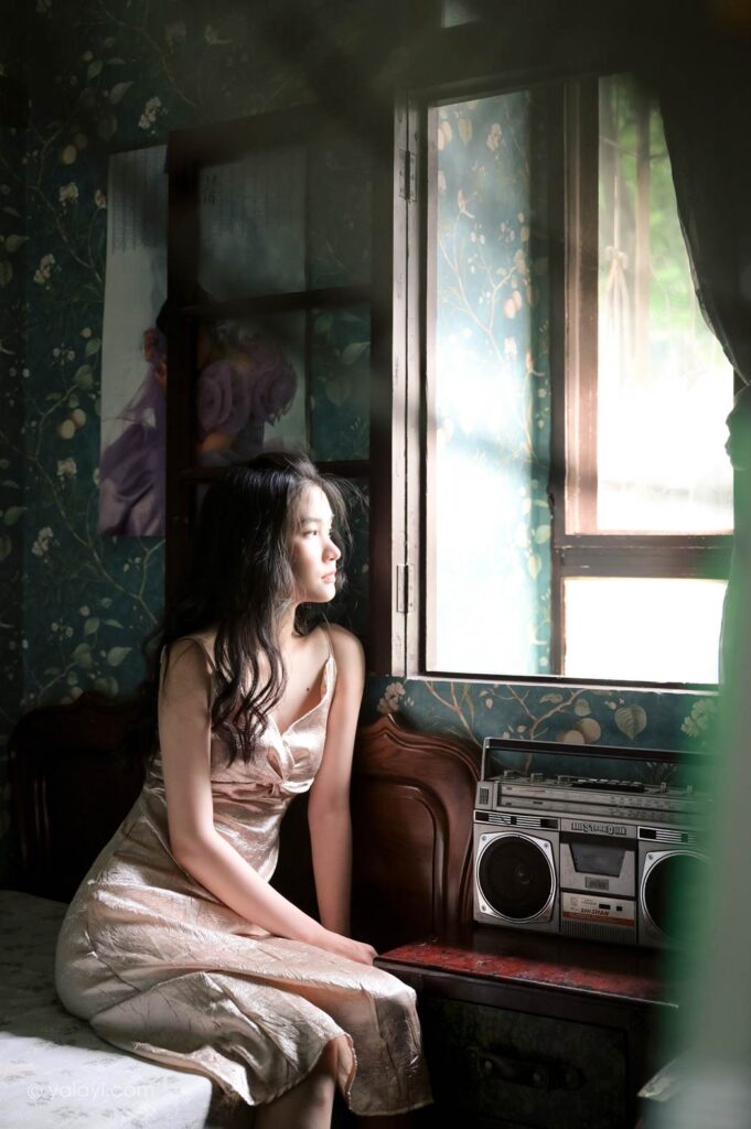 [YALAYI雅拉伊] 2020.07.29 NO.678 方岚《绿窗》[46+1P/470MB]插图3