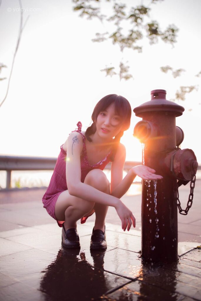 [YALAYI雅拉伊] 2020.09.14 No.702 暮色 落落 [48P/279MB]插图2