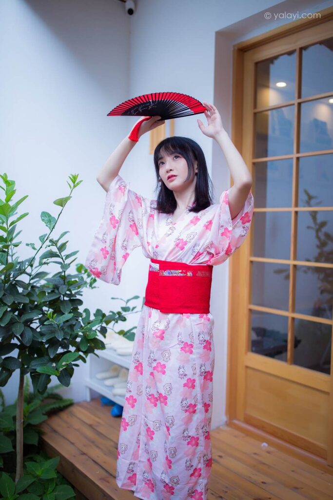 [YALAYI雅拉伊] 2020.09.23 No.706 樱花精灵 落落 [41P/295MB]插图2