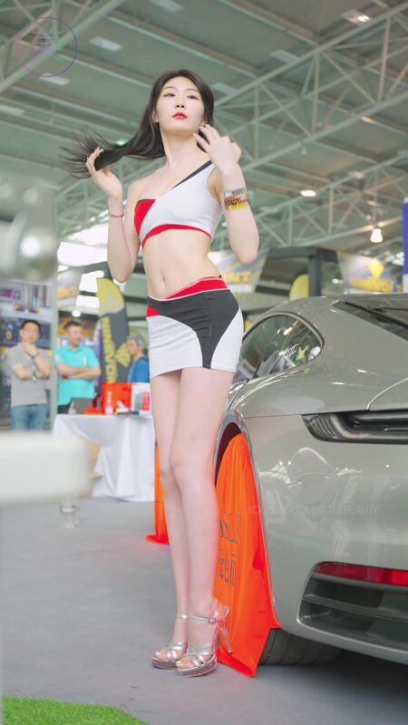 NO.0554 2023 上海AIT改装车展 Auto Salon Racing Model 35[1V/552MB]-无料摄影圈