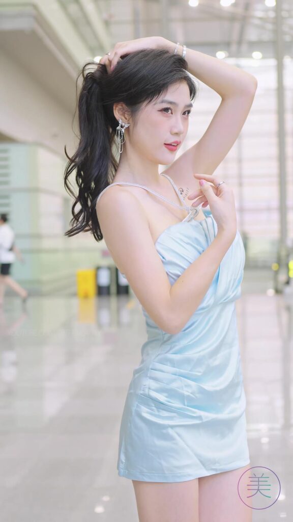 NO.0595 2023 深圳大湾区车展 Racing Model 车模随拍02[1V/541MB]插图1