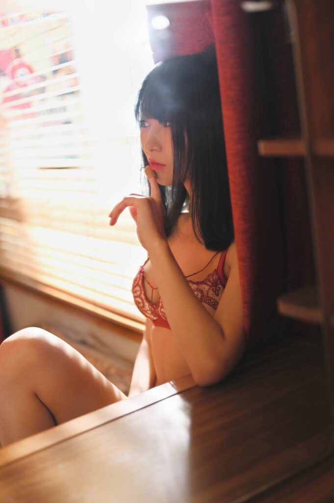 [YALAYI雅拉伊] 2021.08.13 No.828 时光荏苒 田也 [37P/514MB]插图2