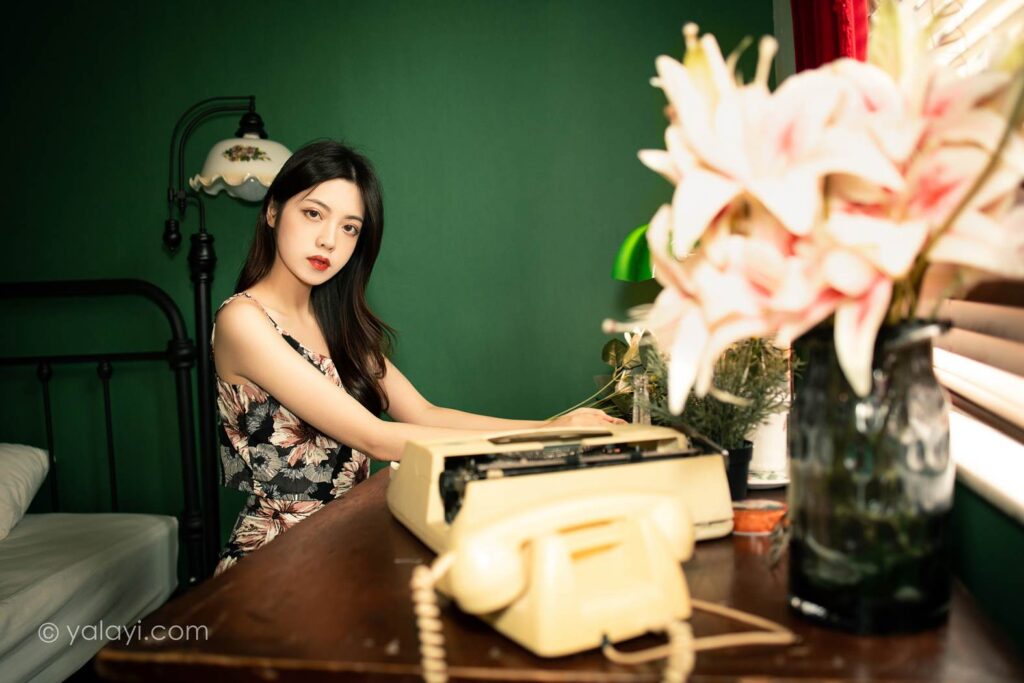 [YALAYI雅拉伊] 2021.12.03 NO.872 老房子 梓文[46P/616MB]插图3