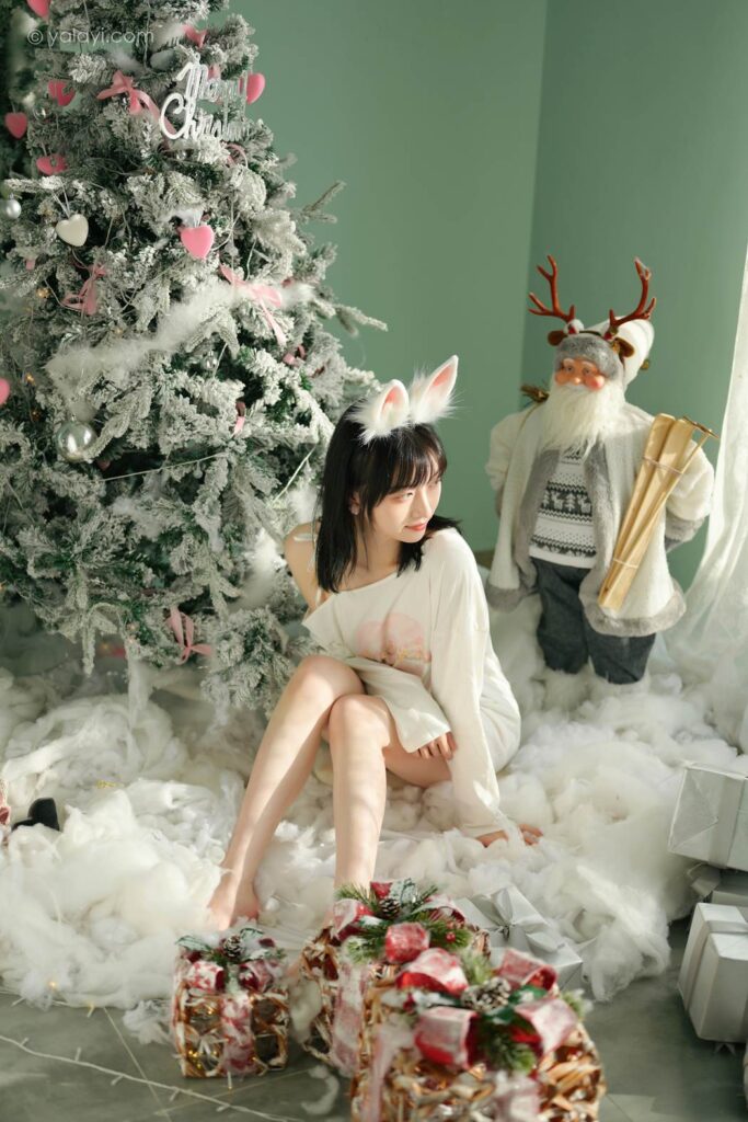 [YALAYI雅拉伊] 2021.12.31 No.884 迎新 京京 [39P/516MB]插图2