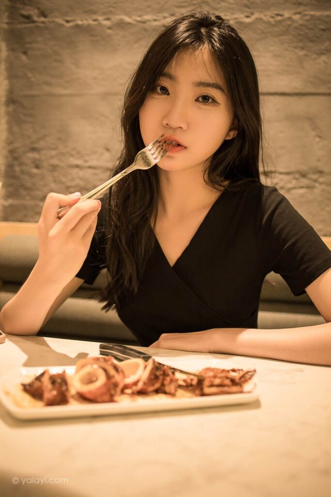 [YALAYI雅拉伊] 2022.01.10 No.887 梦见前女友 小乔 [41P/531MB]插图2