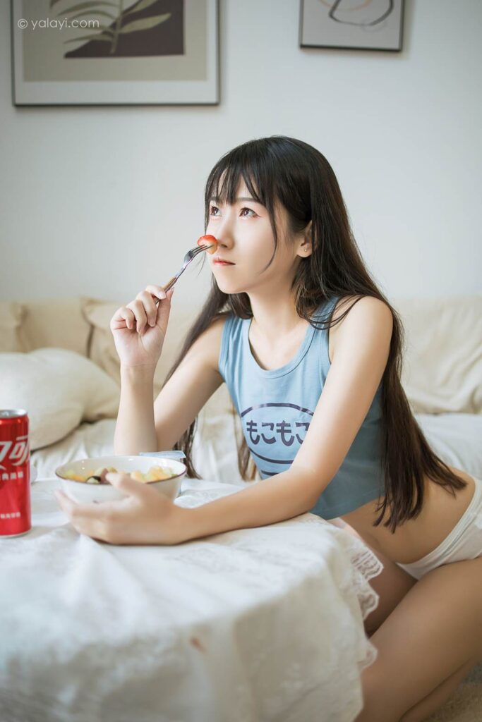 [YALAYI雅拉伊] 2022.02.09 NO.894 闲居在家 弈思[50P/455MB]插图3
