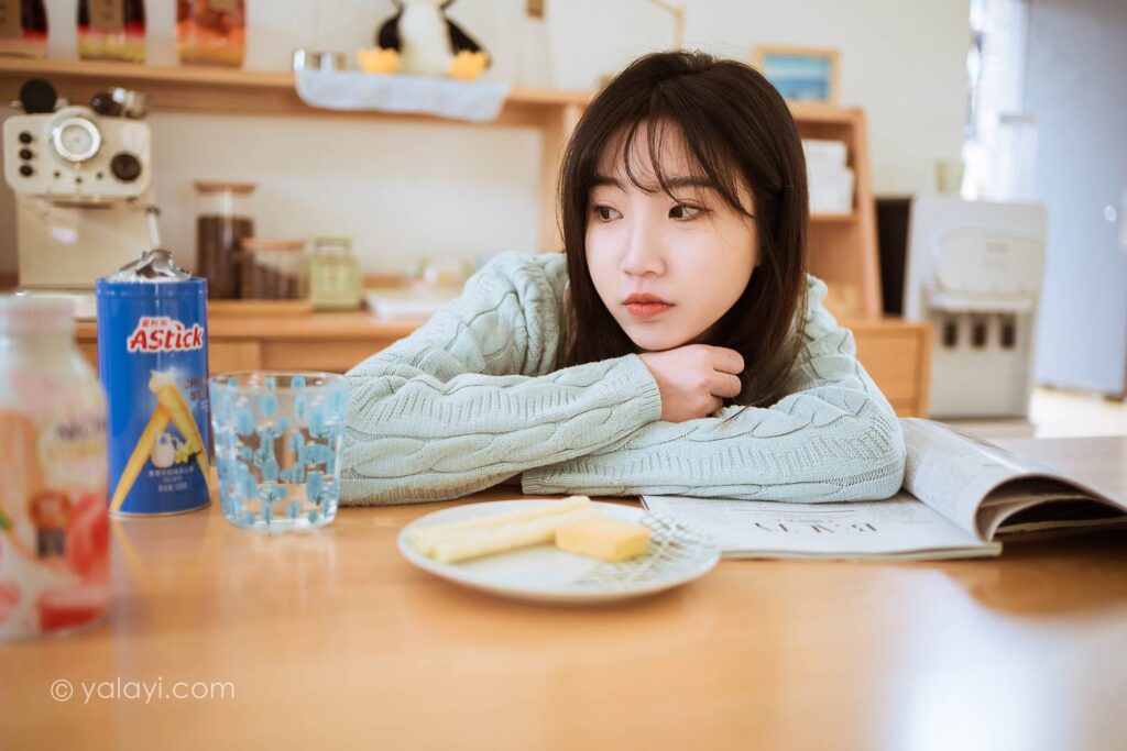 [YALAYI雅拉伊] 2022.04.08 NO.917 优雅永不过时 小乔[47P/397MB]插图3