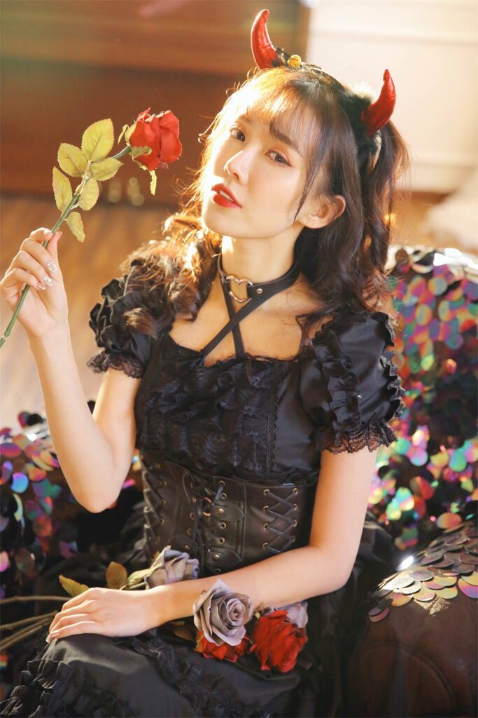 [YALAYI雅拉伊] 2022.11.26 NO.987 小妖精[39P/610MB]插图2