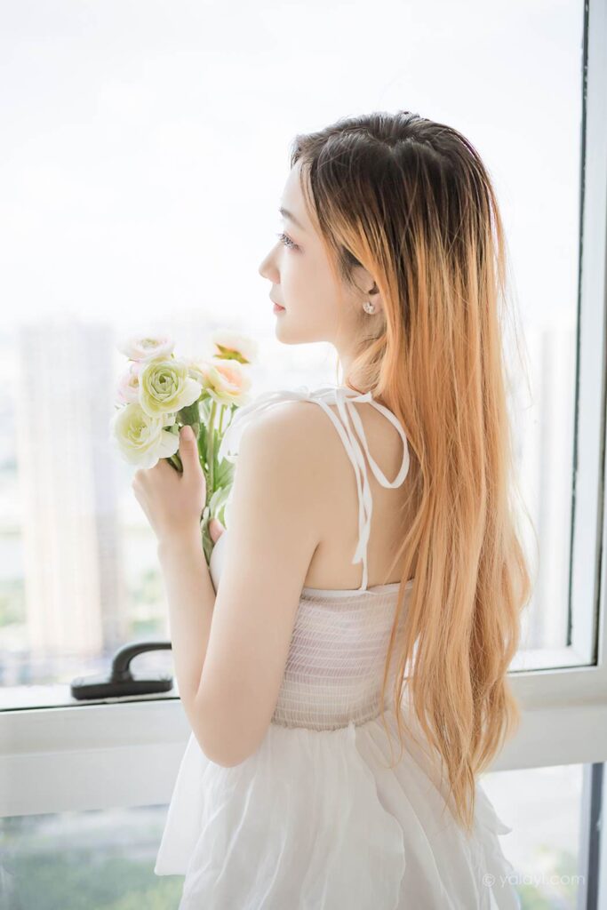 [YALAYI雅拉伊] 2022.12.03 NO.988 白衣丽人 夜夜[45P/261MB]插图2