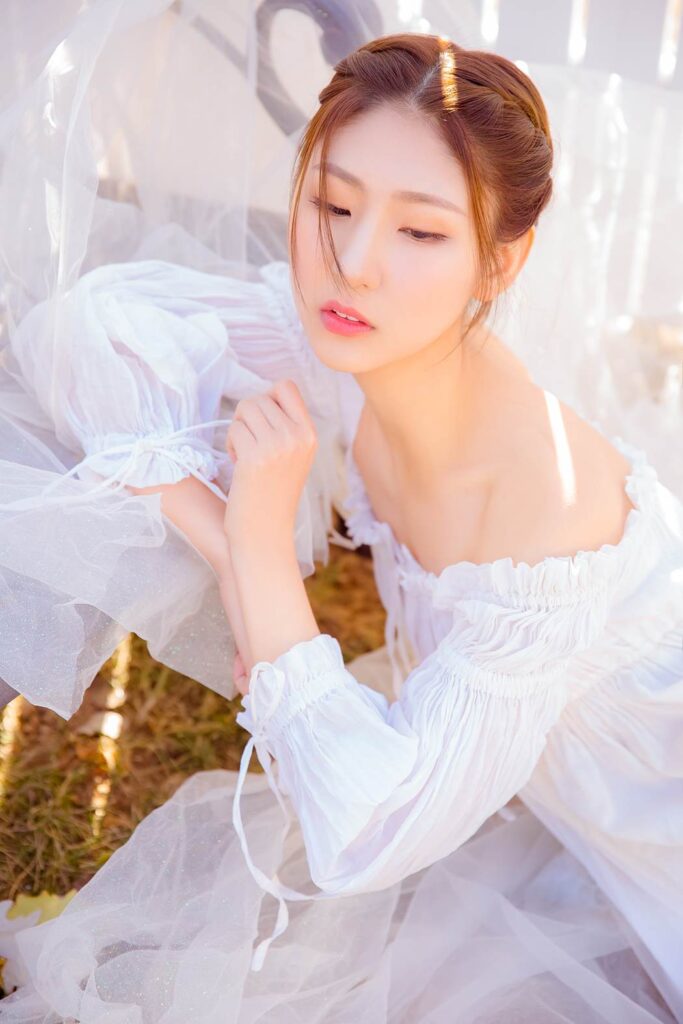 [YALAYI雅拉伊]2023.03.29 NO.1017 清新美女[34+1P/172MB]插图2