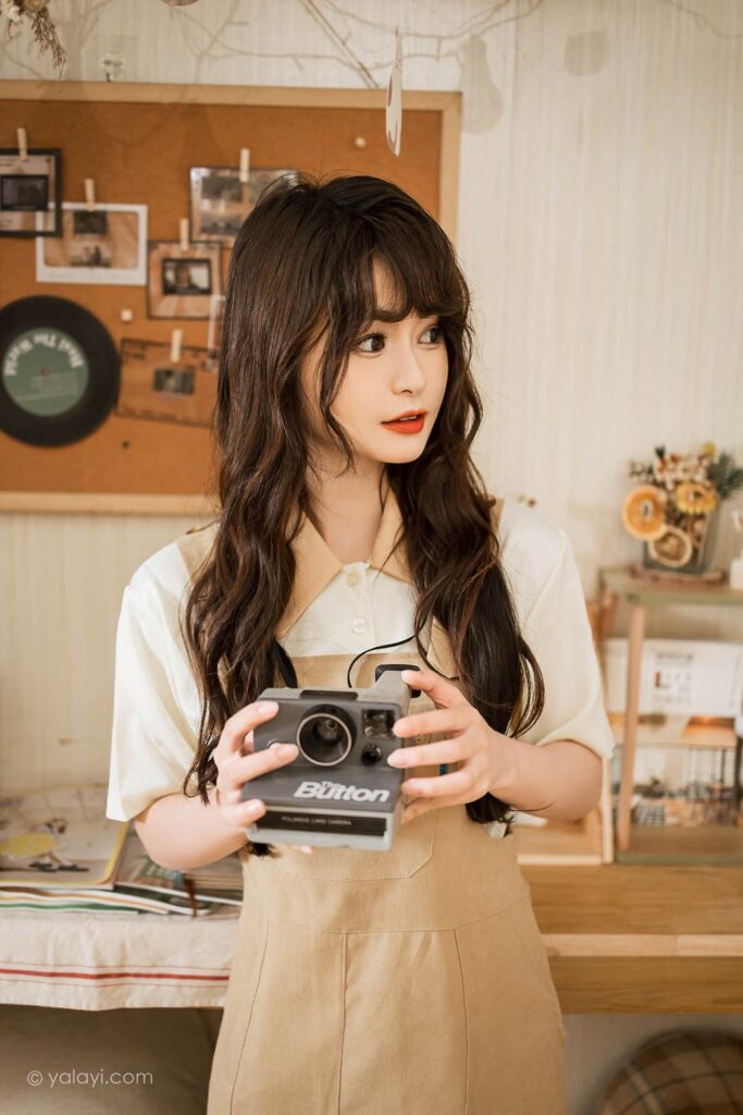 [YALAYI雅拉伊]2023.05.02 NO.1025 惬意的悠闲时光 小亭[45+1P/501MB]插图2