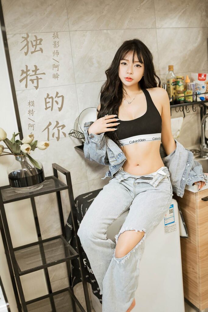 [YALAYI雅拉伊]2023.07.10 NO.1047 独特的你 阿禾[45+1P/155MB]插图