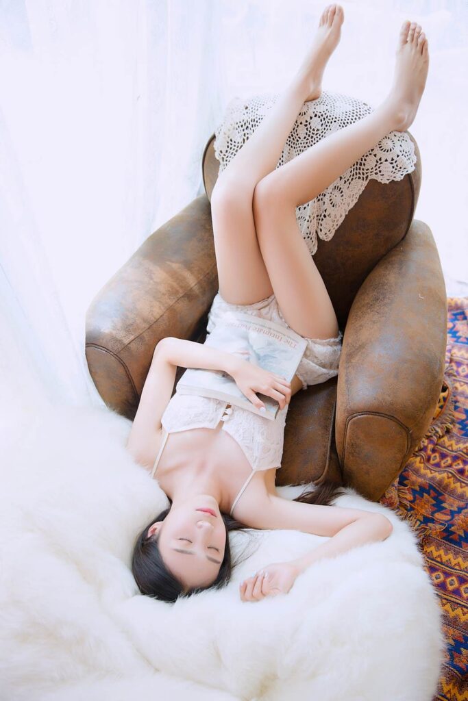 [YALAYI雅拉伊]2023.07.26 NO.1052 贩卖温柔[24+1P/207MB]插图3