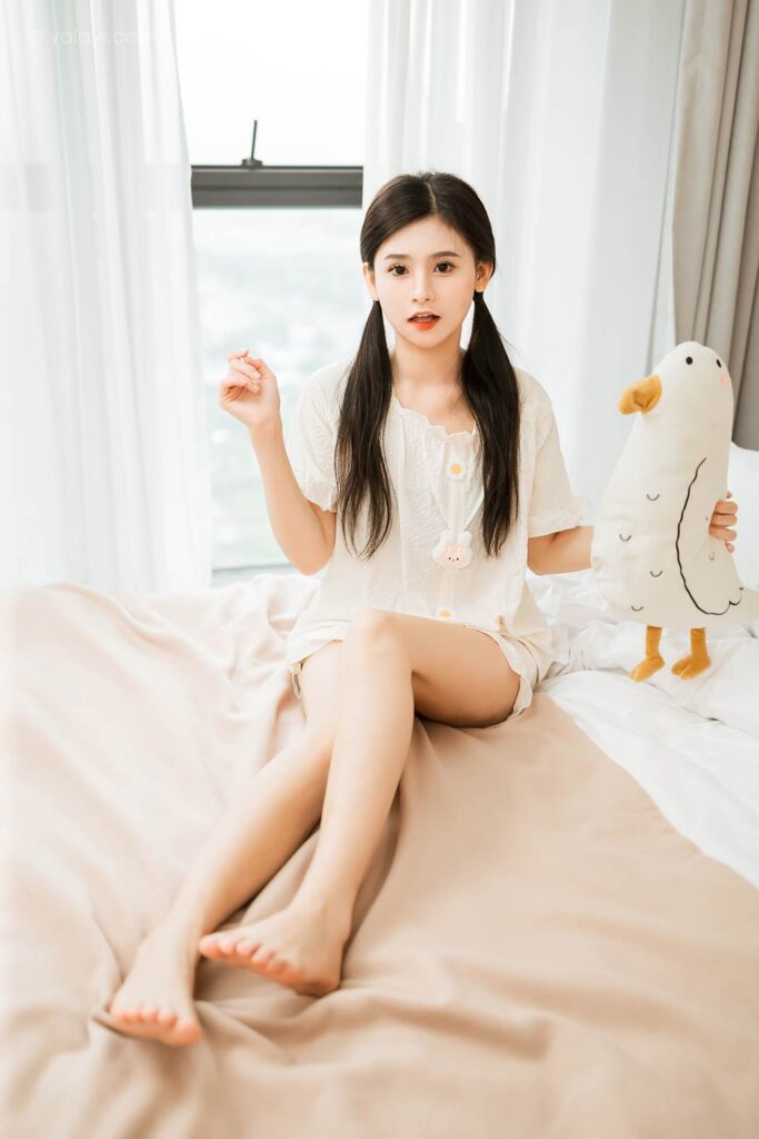 [YALAYI雅拉伊]2023.10.16 NO.1073 双马尾少女 徐小云[44+1P/197MB]插图2