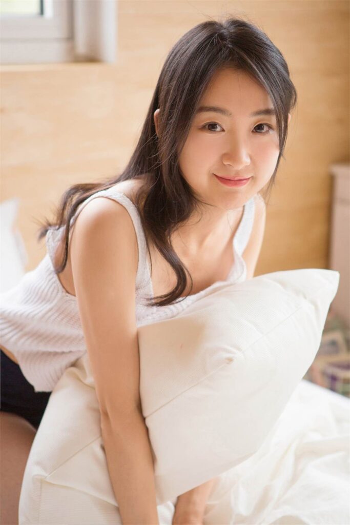 [YALAYI雅拉伊]2023.10.16 NO.1081 柔如水[36+1P/181MB]插图1