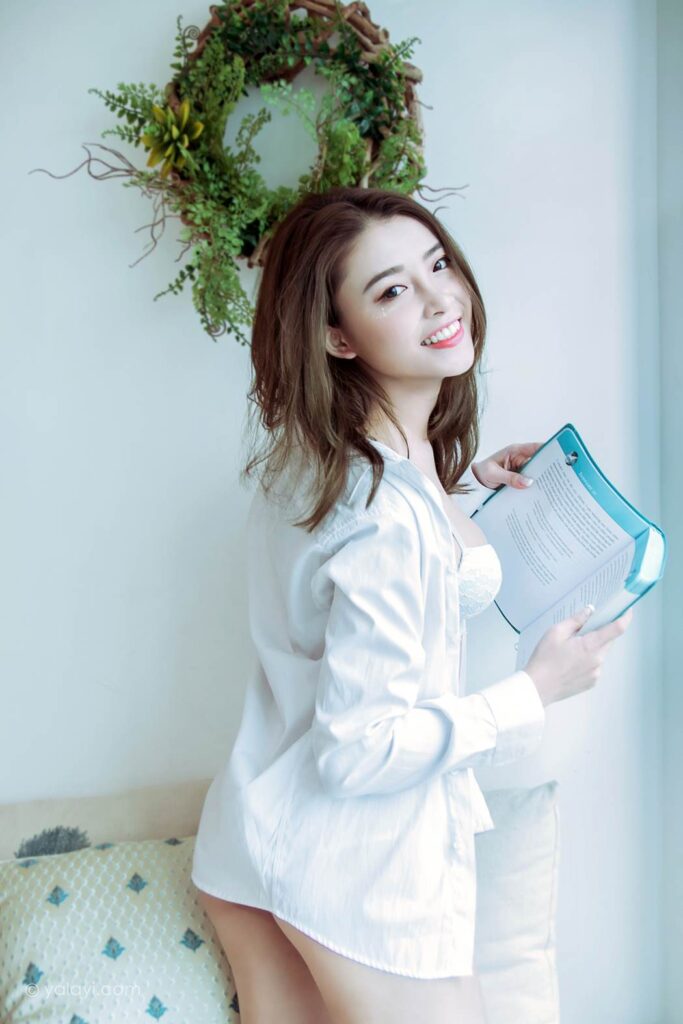 [YALAYI雅拉伊]2023.10.24 NO.1083 冷艳女神[47+1P/458MB]插图1