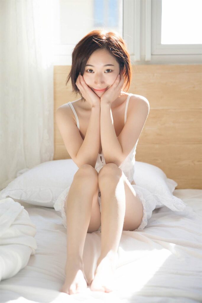 [YALAYI雅拉伊]2023.12.20 NO.1095 窗边少女[46+1P/235MB]插图1