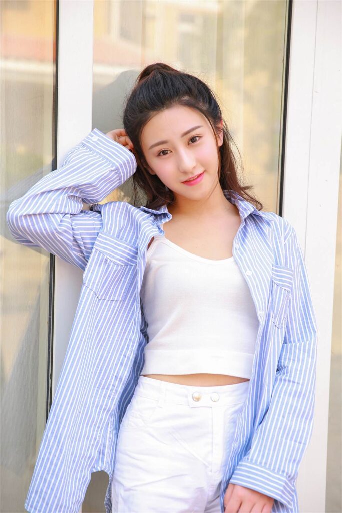 [YALAYI雅拉伊]2023.11.13 NO.1103 青春盛放[35+1P/222MB]插图2