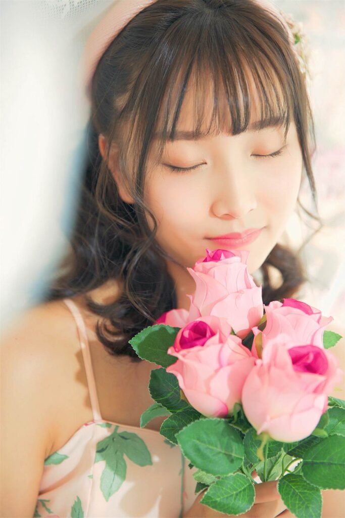 [YALAYI雅拉伊]2023.11.22 NO.1104 美人含笑[29+1P/166MB]插图2