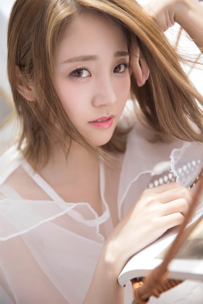 [YALAYI雅拉伊]2024.02.06 NO.1110 一颦一笑[37+1P/190MB]插图2