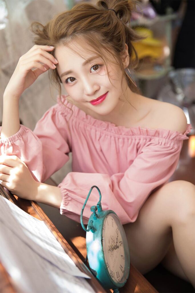 [YALAYI雅拉伊]2024.04.02 NO.1116 温暖芬芳[35+1P/215MB]插图3