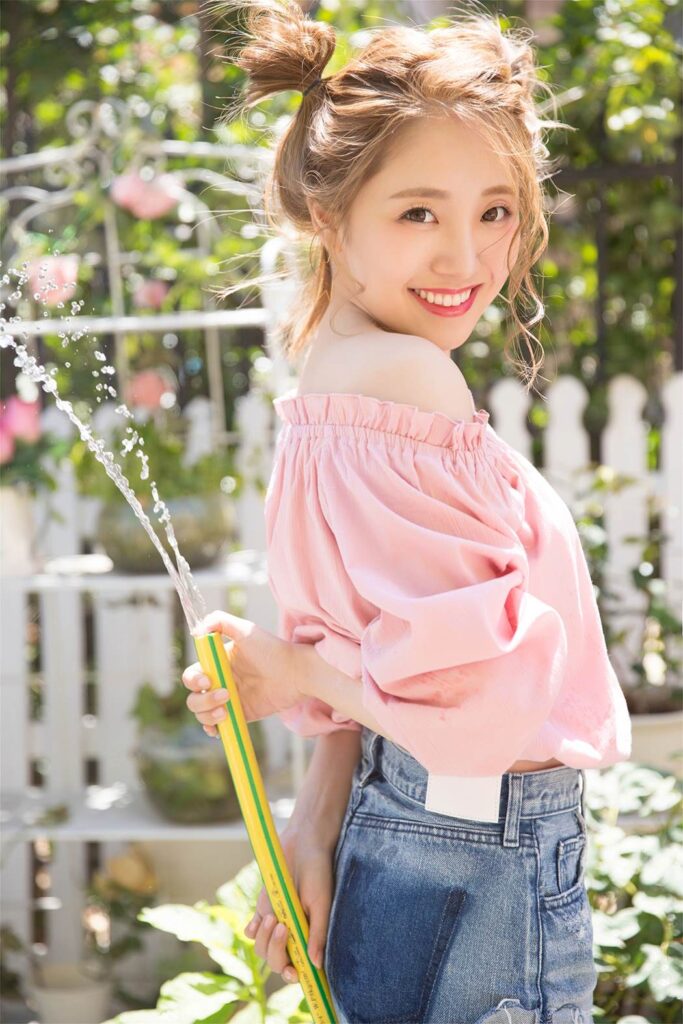 [YALAYI雅拉伊]2024.04.02 NO.1116 温暖芬芳[35+1P/215MB]插图2