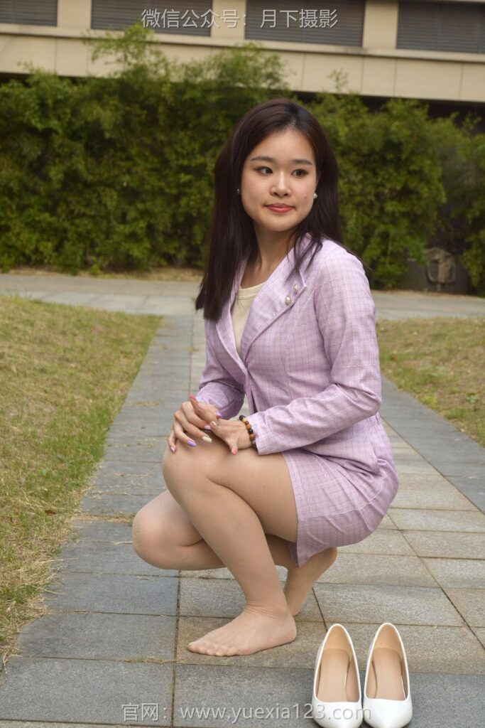 月下摄影 NO.002 茜茜~[面试正装] 提前感受下步入社会后面试工作得正装！[140P/1V/7.14G]插图