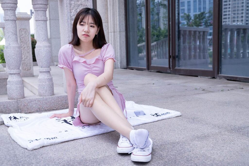 [BoBoSocks袜啵啵]NO.001 小甜豆-帆布鞋、白棉袜、肉丝 [138P/1V/6.23GB]插图2